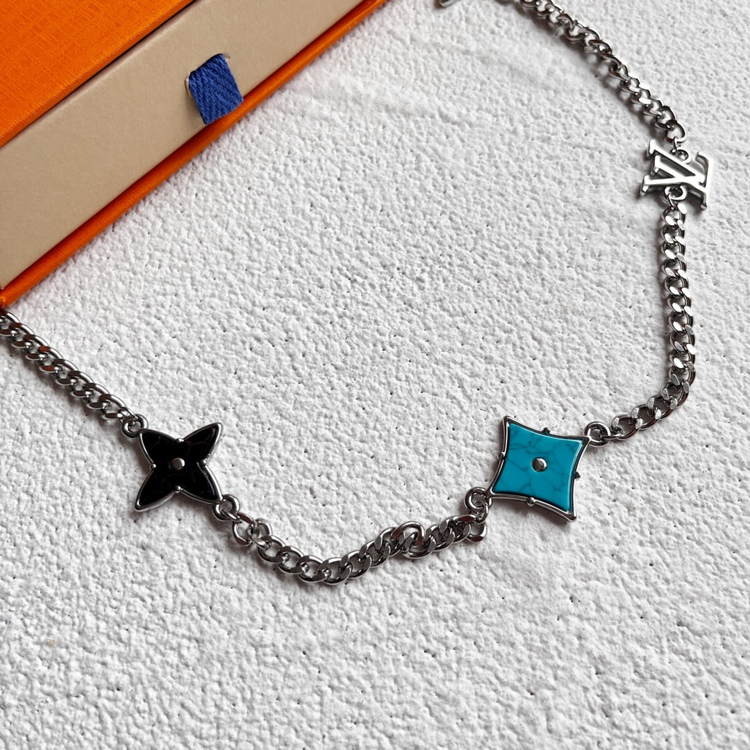 Louis Vuitton MONOGRAM SUNRISE Necklace (M01211)